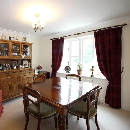 Image 5 - Warwick Road, Kineton, CV35 0JW, United Kingdom - House for rent