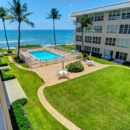 Image 5 - 3841 North Ocean Boulevard, Gulf Stream, Boynton Beach, FL 33483, USA - Apartment for rent