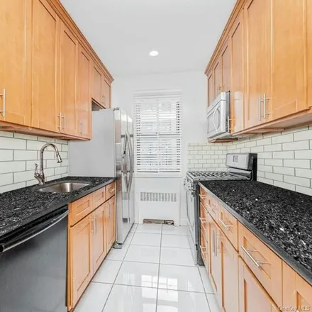 Buy this studio apartment on 3635 Johnson Avenue in New York, NY 10463