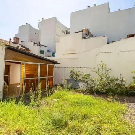 Image 2 - Timoteo Gordillo 1000, Liniers, C1408 IGK Buenos Aires, Argentina - House for sale