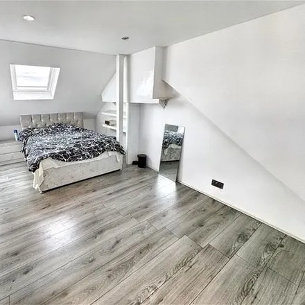 Image 7 - 51 Hall Road, London, E15 2BT, United Kingdom - Townhouse for rent