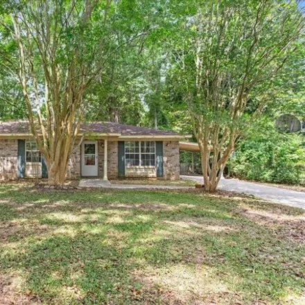 Image 1 - 3217 N 2nd St, Ocean Springs, Mississippi, 39564 - House for sale