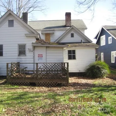 Image 2 - Park Avenue Methodist Church, North Shaver Street, Yadkin Junction, Salisbury, NC 28144, USA - House for sale