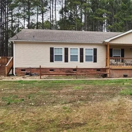 Rent this 3 bed house on 2843 Sweeping Pine Drive in Lincoln County, NC 28037