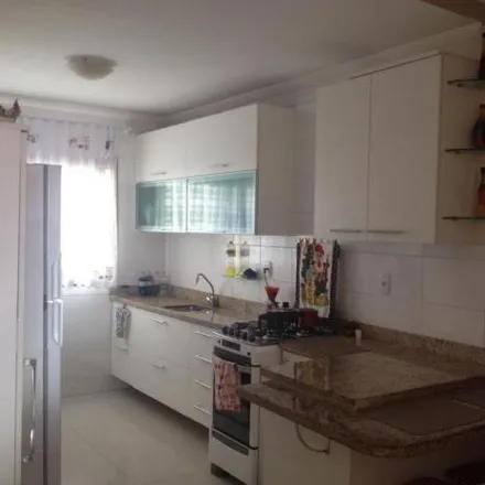 Buy this 2 bed apartment on Biblioteca Madre Souza in Rua Mali 405, Vila Ipiranga