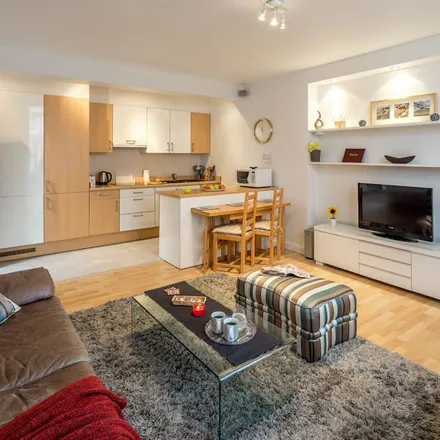 Rent this 2 bed apartment on London in W2 5HP, United Kingdom