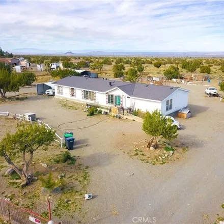 Image 1 - 2934 Smoke Tree Road, Piñon Hills, CA 92371, USA - Apartment for sale