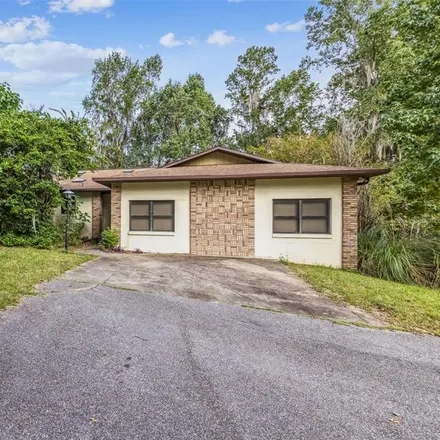 Buy this 5 bed house on 2569 Southeast 48th Street in Marion County, FL 34480