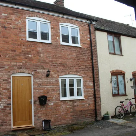 Rent this 2 bed townhouse on 3 Cross Street in Tenbury Wells, WR15 8EF