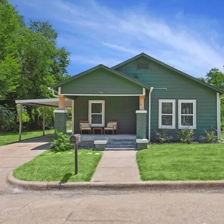 Buy this 3 bed house on 918 E Oleander St in Fort Worth, Texas