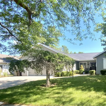 Buy this 3 bed house on 1494 South Heather Drive in Mahomet, Champaign County
