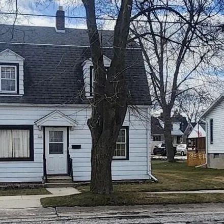 Buy this 4 bed house on 945 State Street in Algoma, WI 54201