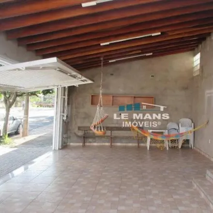 Buy this 3 bed house on Avenida Oswaldo Walder in Cecap, Piracicaba - SP