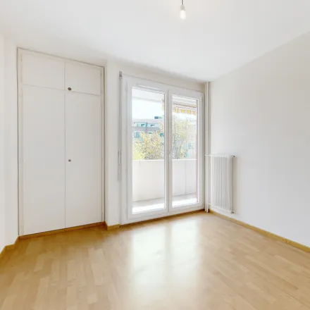 Image 6 - Avenue Henri-Golay 34, 1219 Vernier, Switzerland - Apartment for rent