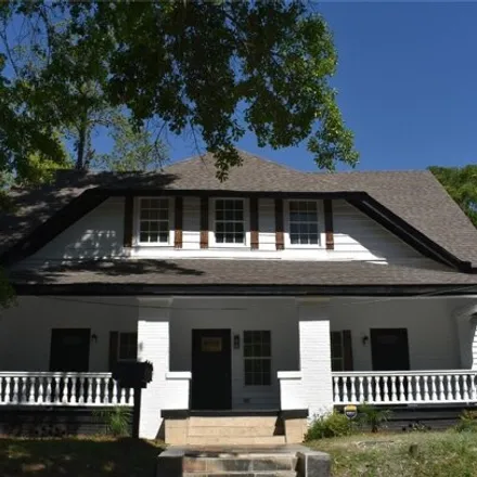 Buy this studio house on 1219 South Hull Street in Montgomery, AL 36104