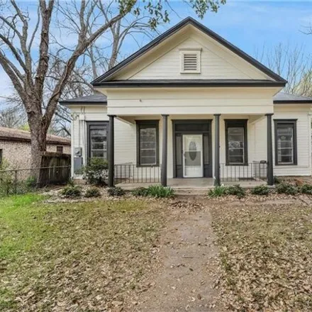 Buy this 3 bed house on 1068 East James Street in Waco, TX 76704