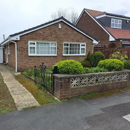 Buy this 3 bed house on Fernhurst Road in Lower Hopton, WF14 9TE