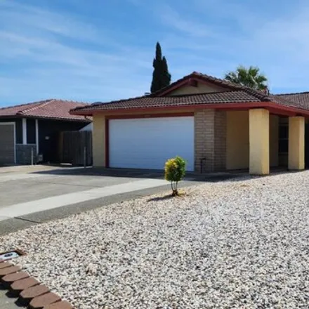 Buy this 4 bed house on 1755 Enterprise Drive in Fairfield, CA 94533