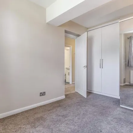 Rent this 2 bed apartment on Sycamore Lodge in Gipsy Lane, London