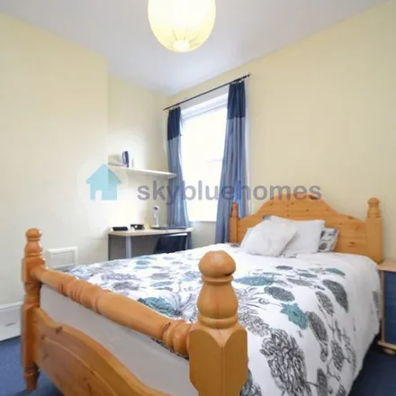 Rent this 3 bed apartment on Connaught Street in Leicester, LE2 1FJ