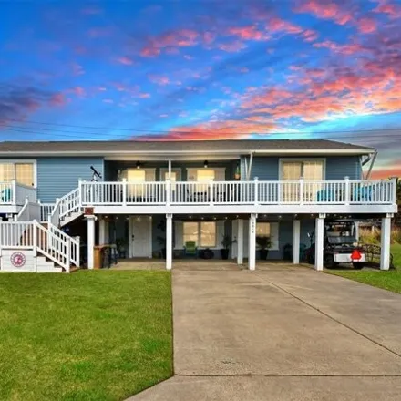 Buy this 5 bed house on 16646 Mansvelt Road in Jamaica Beach, Galveston County