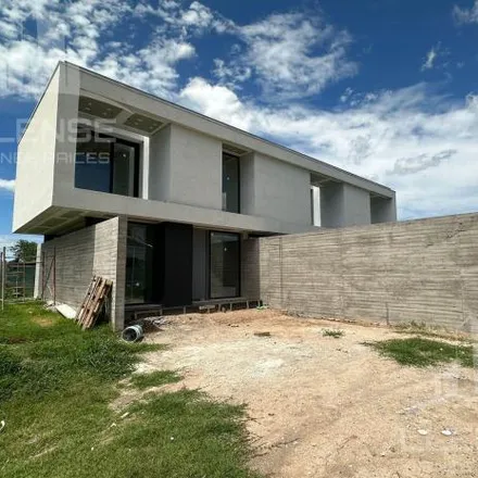 Buy this 4 bed house on Ruta Provincial 1 in Departamento Caleu Caleu, Municipio de Jacinto Aráuz