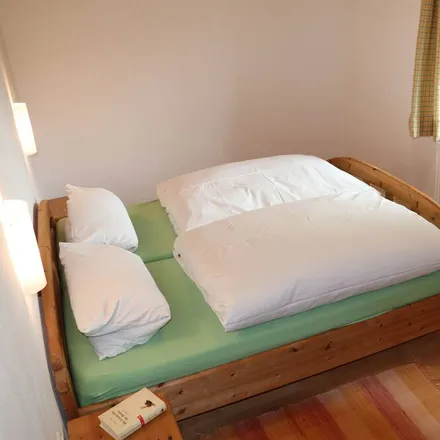 Rent this 3 bed house on 94572 Schöfweg