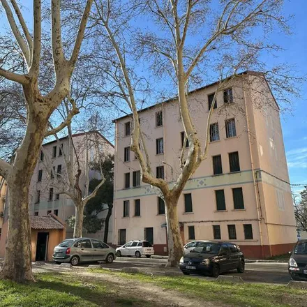 Rent this 3 bed apartment on 1 Cité Louis Gros in 84000 Avignon, France