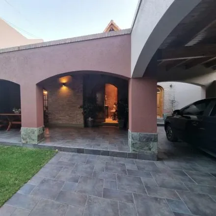 Buy this 3 bed house on José María Gutiérrez 2298 in Las Cañas, 5503 Mendoza