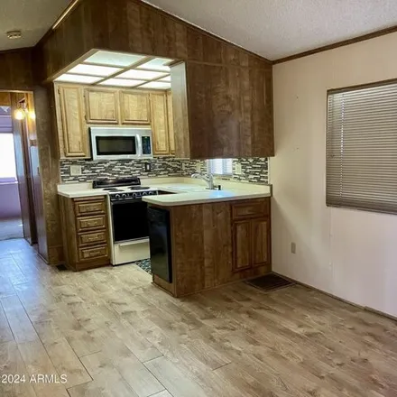 Image 3 - 8 Maxwell, Mesa, AZ 85208, USA - Apartment for sale