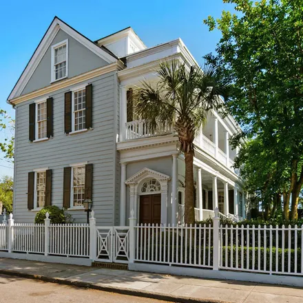 Buy this 4 bed house on 39 South Battery Street in Charleston, SC 29401