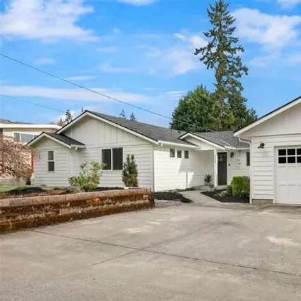 Buy this 5 bed house on 8429 Northeast 177th Street in Bothell, WA 98011