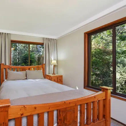Rent this 5 bed house on Wentworth Falls in National Pass Track, NSW 2782