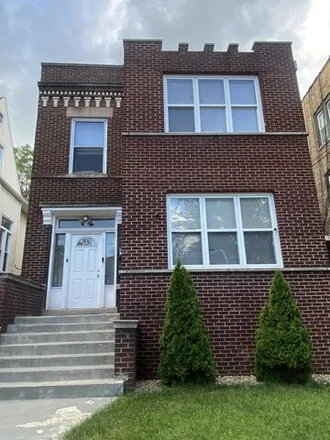Rent this 2 bed apartment on 1960 E 72nd Pl Unit 2 in Chicago, Illinois
