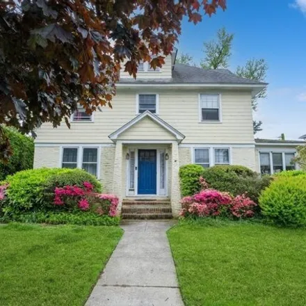 Buy this 3 bed house on 12 Shepherd Street in Village of Rockville Centre, NY 11570
