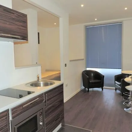Rent this 1 bed apartment on Guildford Railway Station in Guildford Park Road, Guildford