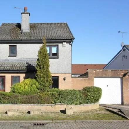 Rent this 3 bed house on Ballantrae Crescent in Newton Mearns, G77 5TX