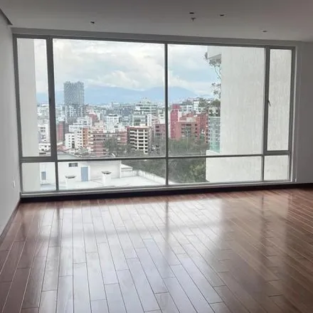 Rent this 3 bed apartment on Dentica in Avenida González Suárez, 170107