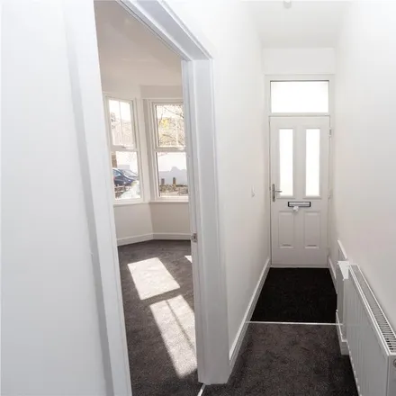 Image 3 - Chester Place, Cardiff, CF11 6PX, United Kingdom - Townhouse for rent