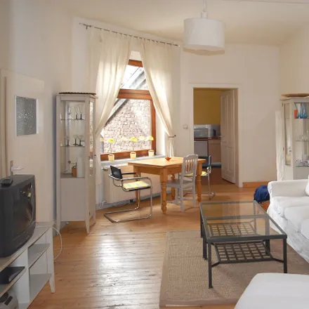 Rent this 2 bed apartment on Big B - The Brownie Bakery in Lorettostraße 6, 40219 Dusseldorf