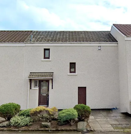Buy this 3 bed townhouse on Birkscairn Place in Dreghorn, KA11 1ED