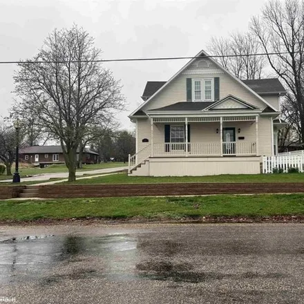 Buy this 5 bed house on 616 Marion Street in Warsaw, Hancock County