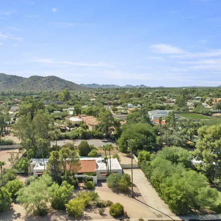 Buy this 4 bed house on 9438 North 52nd Street in Paradise Valley, AZ 85253