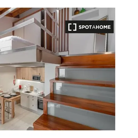 Rent this 1 bed apartment on BestGift - Têxteis Casa e Hotelaria in Rua de Egas Moniz 588, 4050-503 Porto