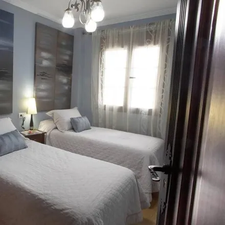 Rent this 4 bed house on 29430 Montecorto