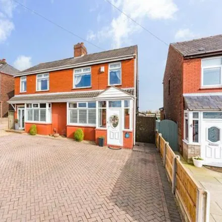 Buy this 4 bed house on Weathercock Hill Farm in Garswood Road, Garswood