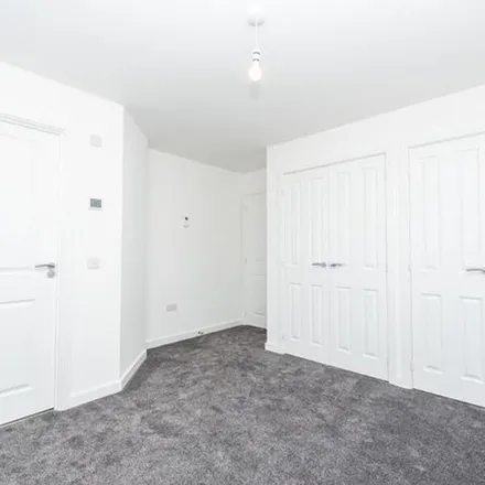 Rent this 4 bed apartment on Torrance Row in City of Edinburgh, EH17 8DE