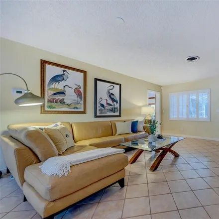 Image 7 - 104 Shore Drive, Harbor View, Palm Harbor, FL 34698, USA - House for sale