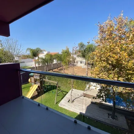 Buy this studio house on Calle Arroyo Las Tinajas in Delegaciön Santa Rosa Jáuregui, 76100 Juriquilla