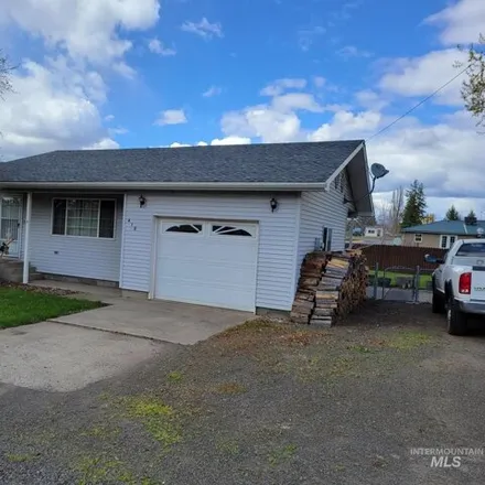 Buy this 3 bed house on 468 Hogan Street in Cottonwood, Idaho County